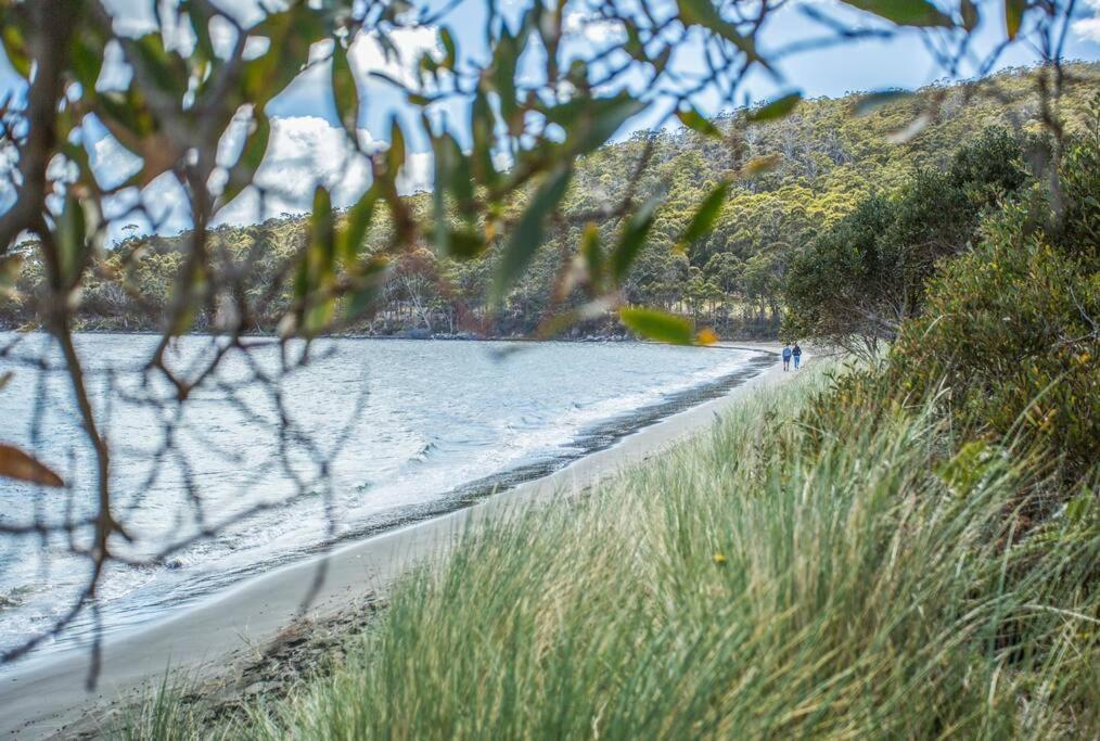 Bruny Island Escapes And Hotel Bruny Alonnah Exterior photo