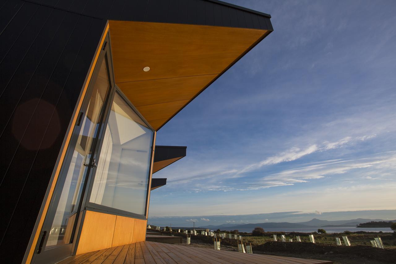 Bruny Island Escapes And Hotel Bruny Alonnah Exterior photo